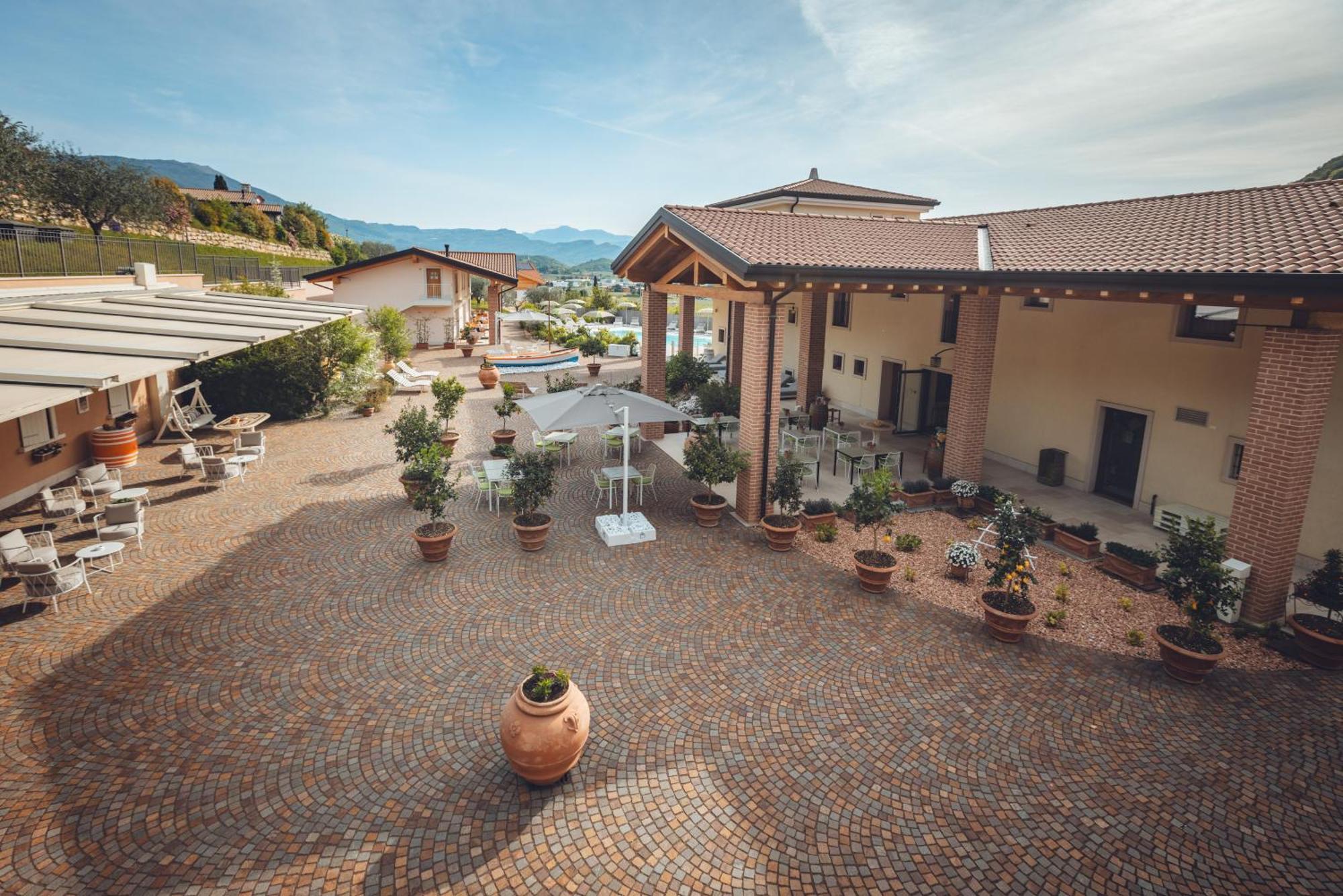 Agriturismo La Pertica Костермано Екстериор снимка